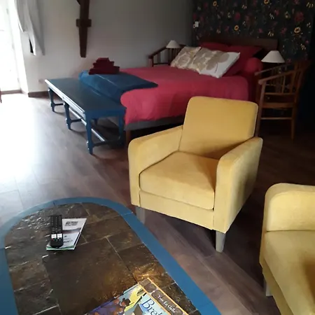 La Petite Seigneurie De Lourmel Bed & Breakfast Carentoir