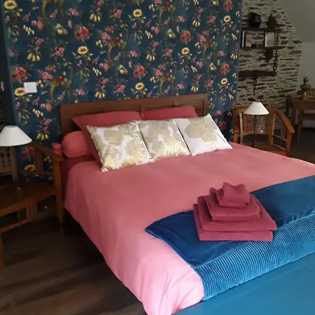 La Petite Seigneurie De Lourmel Bed & Breakfast *
