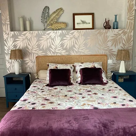 La Petite Seigneurie De Lourmel Bed & Breakfast *